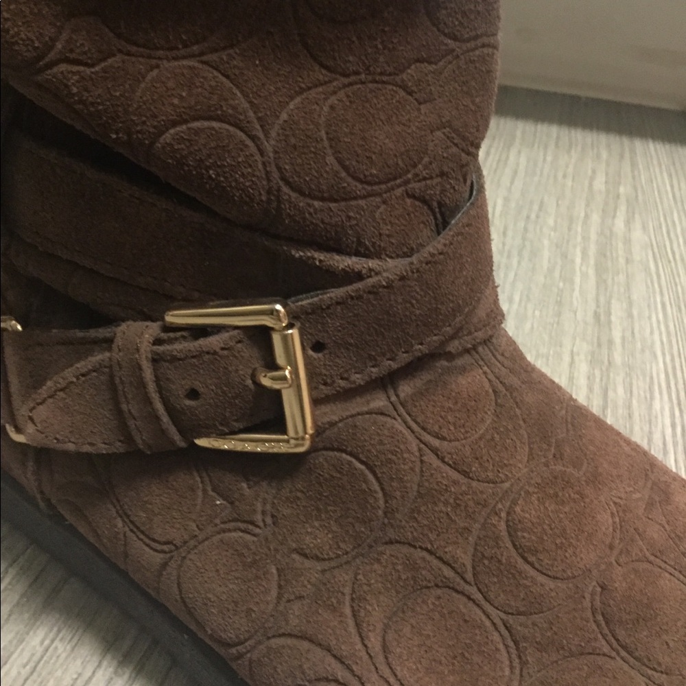 Coach boots